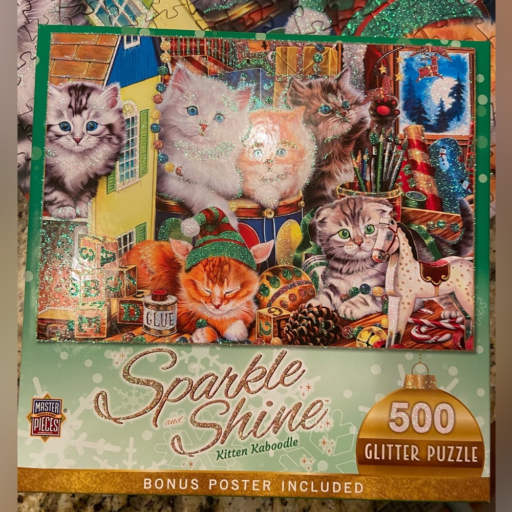 Christmas cat puzzle